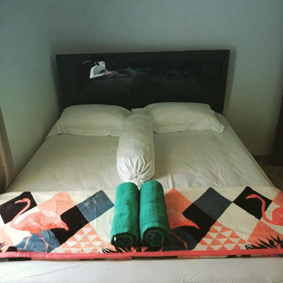 Zg Homestay Solo Sumber  Экстерьер фото