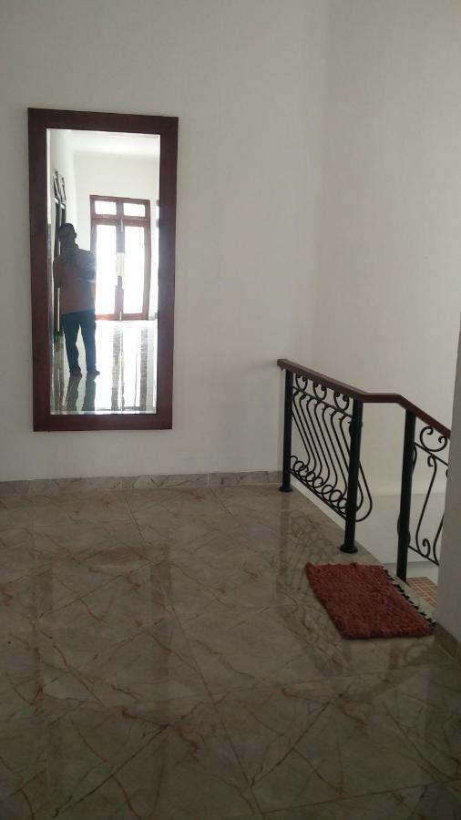 Zg Homestay Solo Sumber  Экстерьер фото